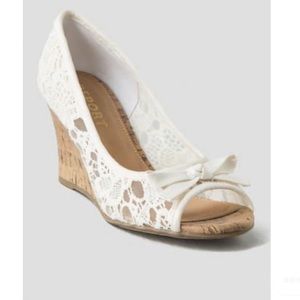 White lace wedges